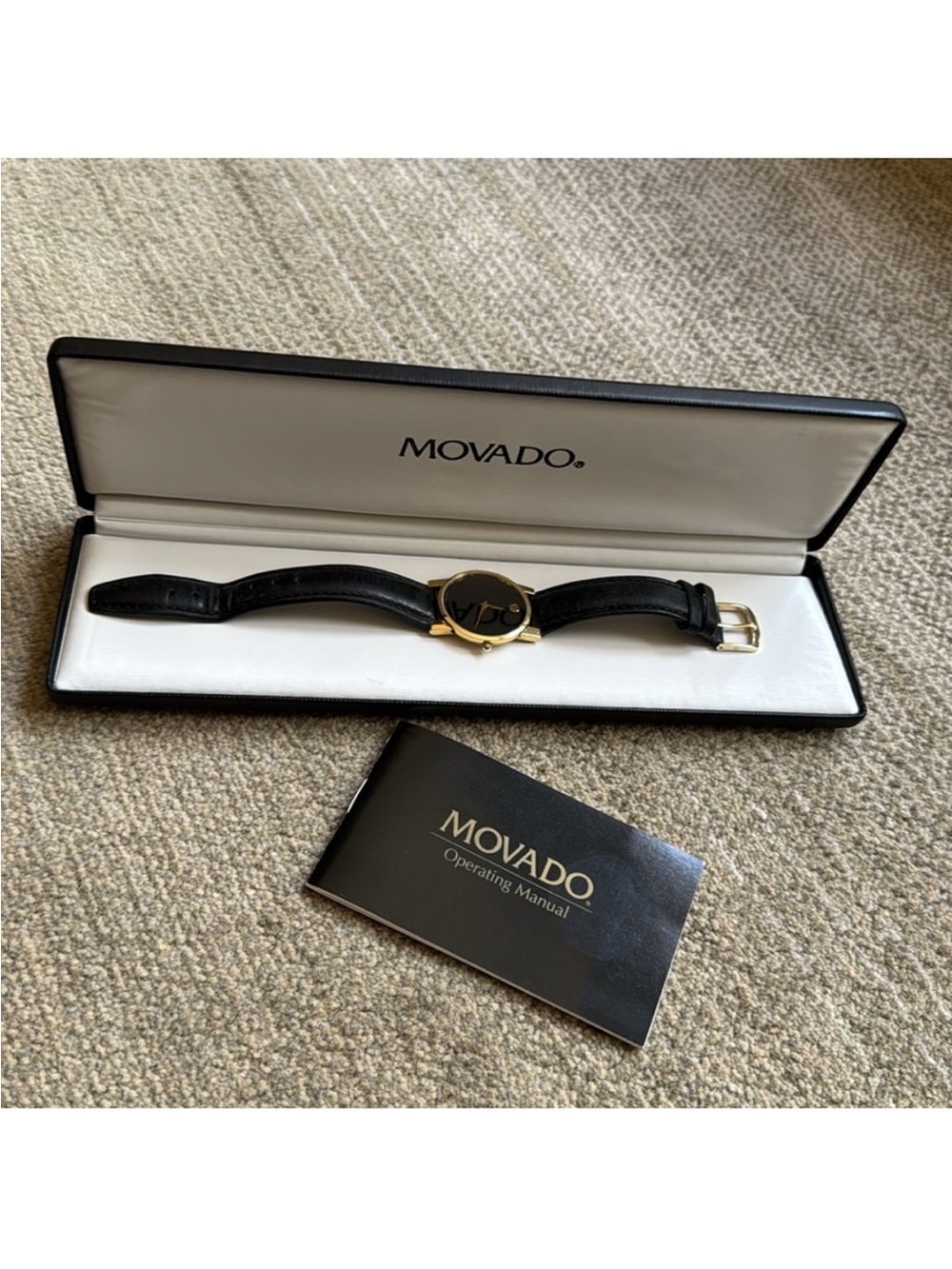 ⏰ Movado Modern Museum Classic Men or Women’s Watch with Black Leather Band - Picture 2 of 12